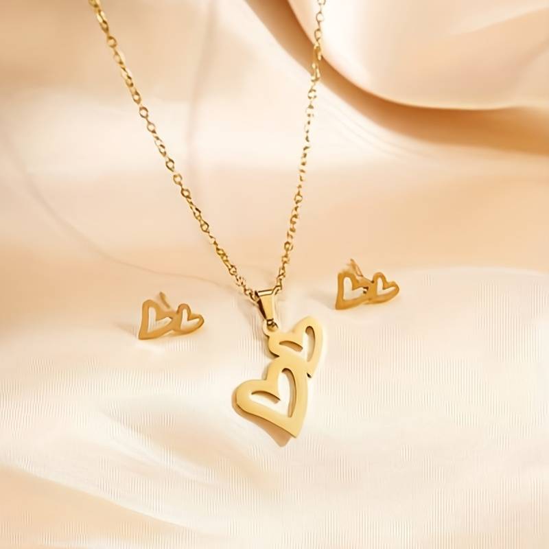 Conjunto Colgante y Pendientes Corazones Dorados